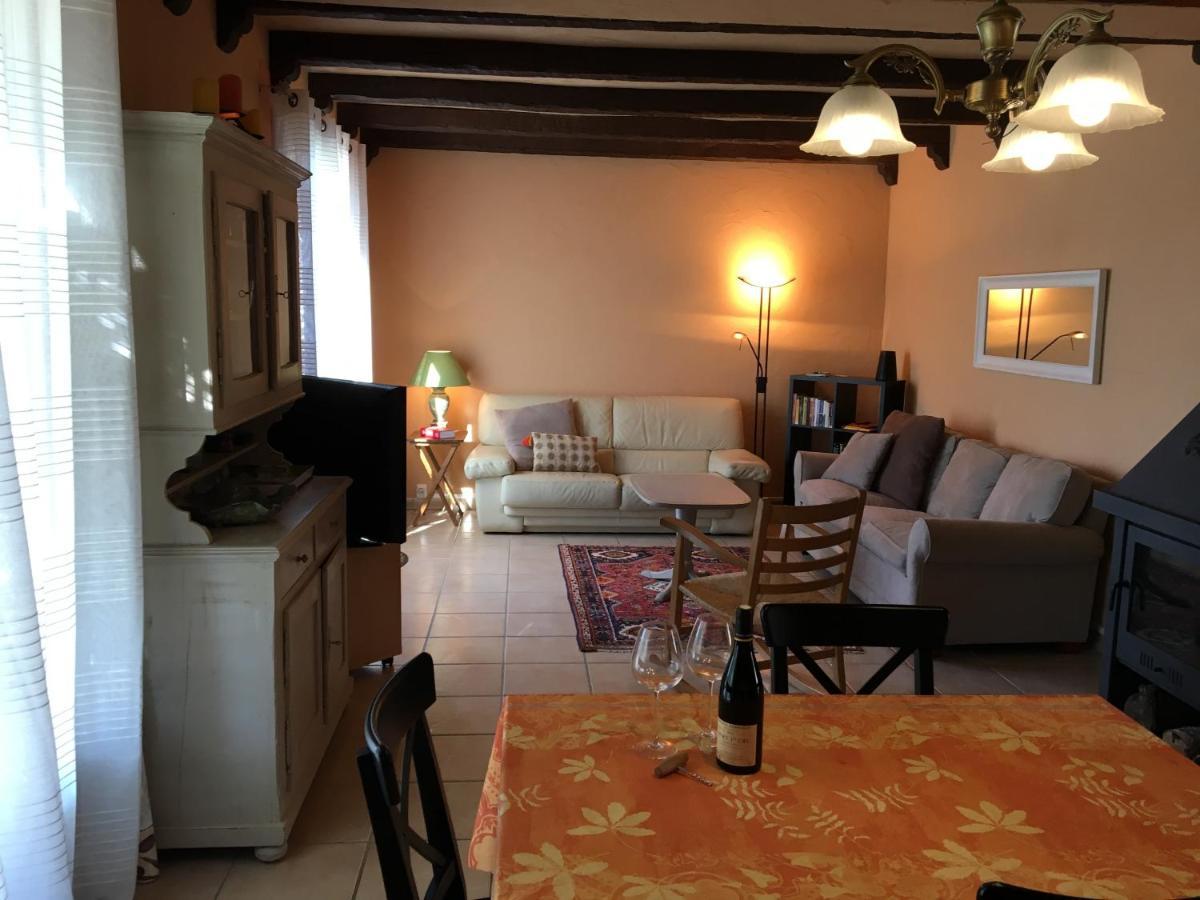 Calme Au Canal De Centre Dennevy Kamer foto